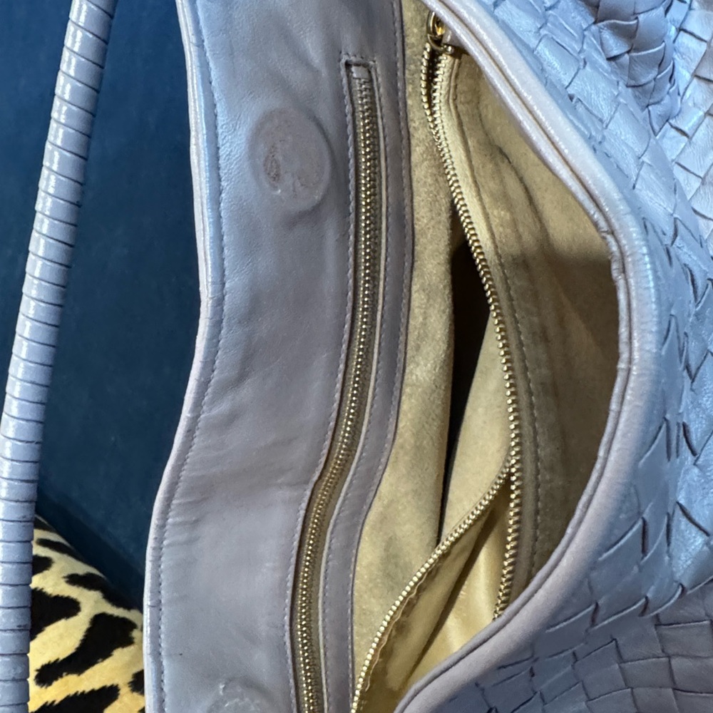Bottega Veneta Woven Lilac/Grey Shoulder Bag - Picture 7 of 14